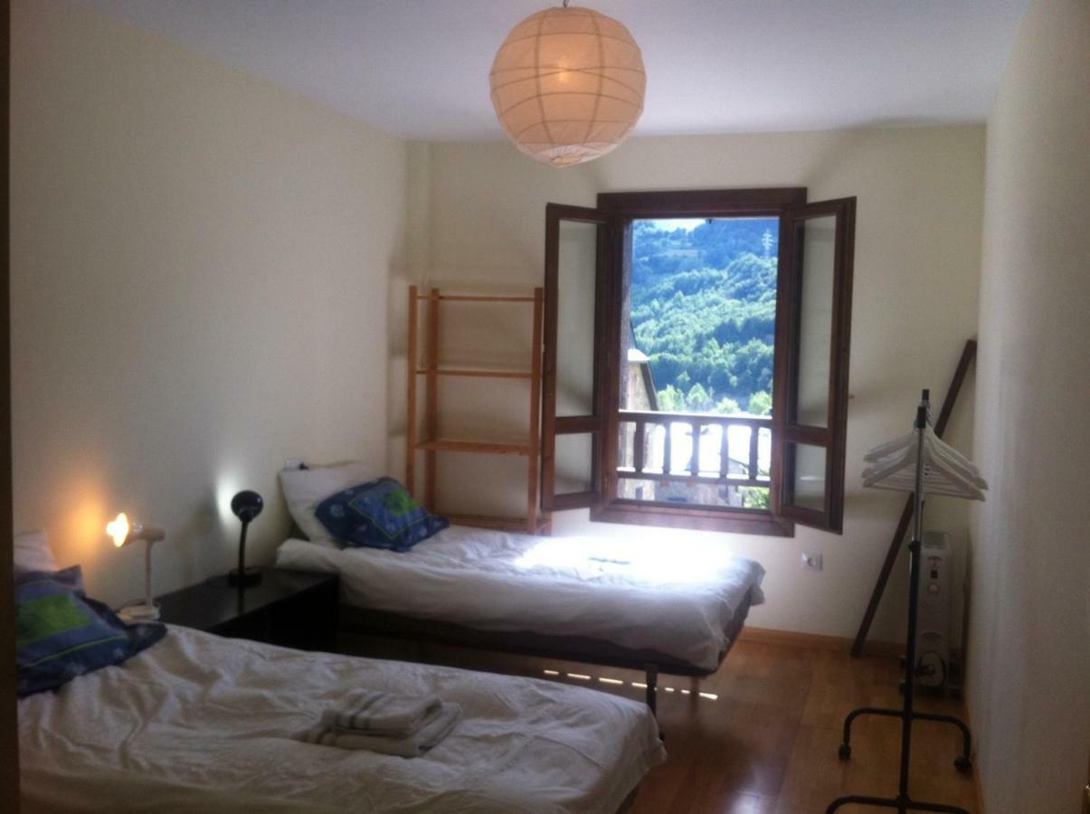 Vistas Espectaculares, Wifi Y Parking Appartement El Pueyo de Jaca Buitenkant foto